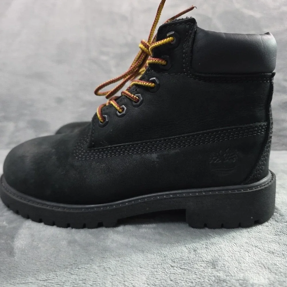 Timberland Premium Black Leather Boot US Size 1 M 12707 Youth‎